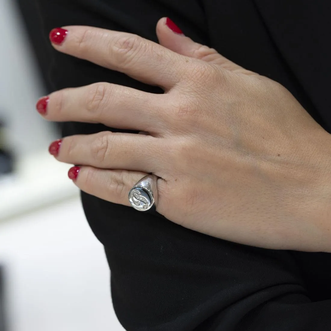 Anello in oro bianco e diamanti