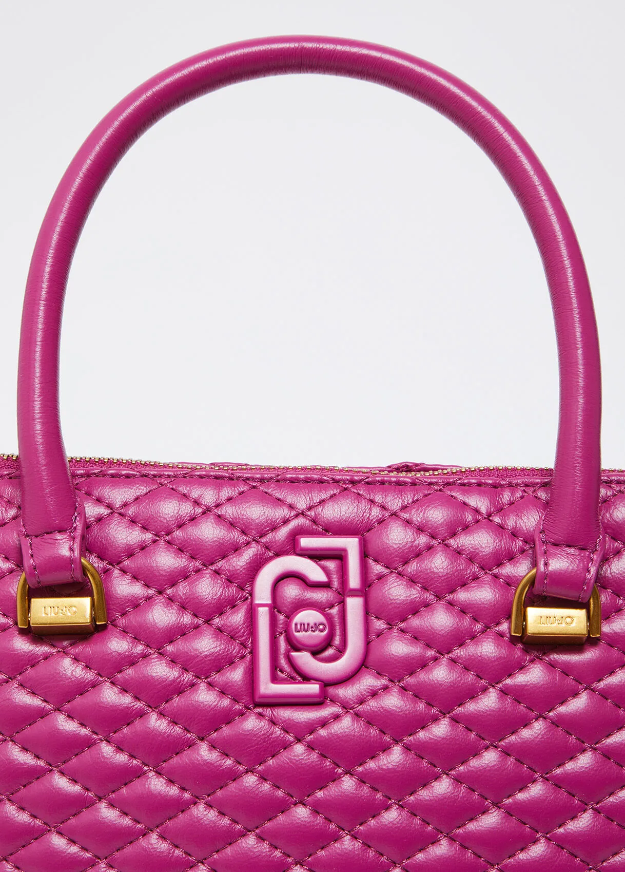 Borsa a mano glossy matelassé