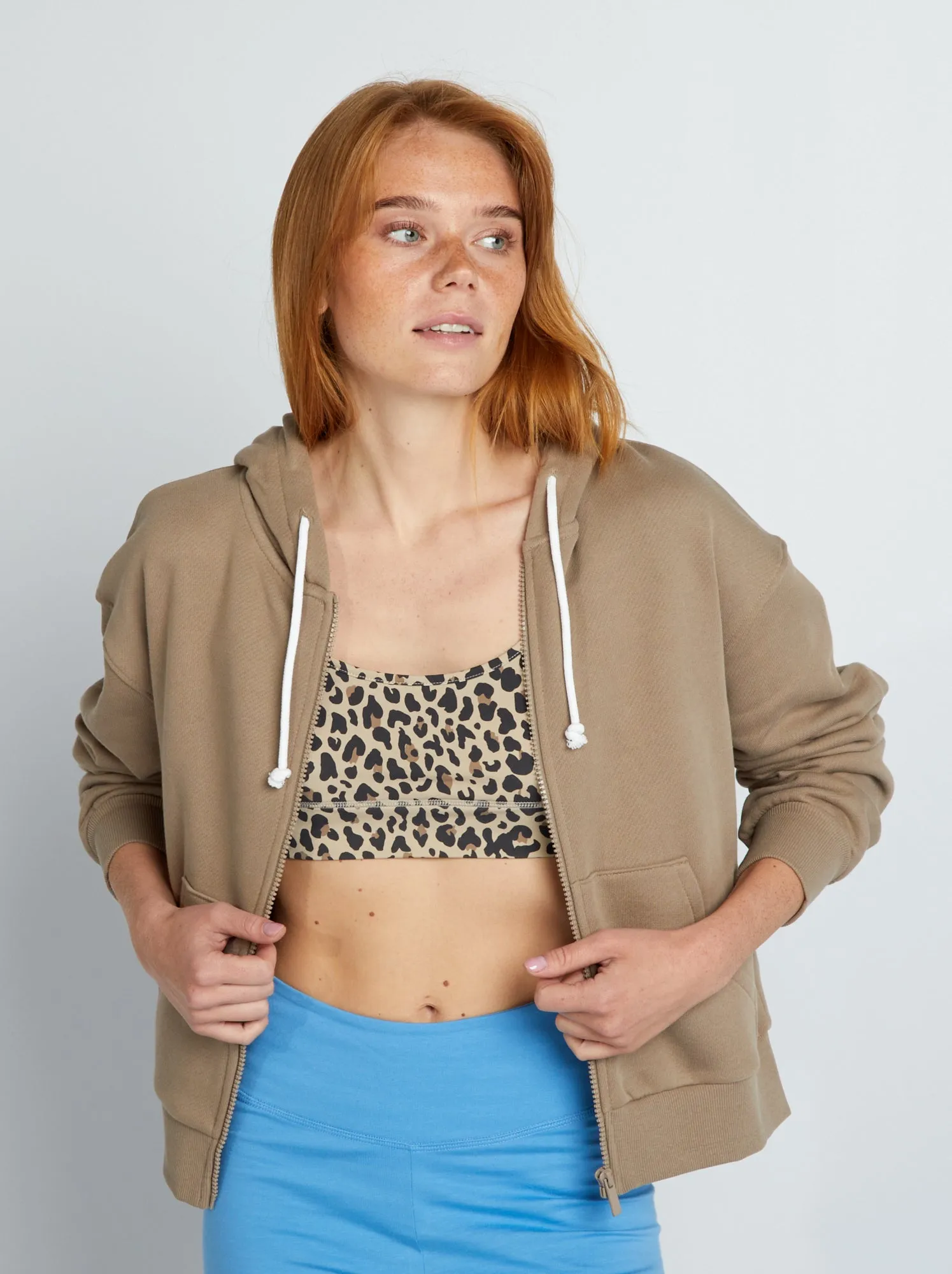 Felpa con zip e maniche lunghe - BEIGE