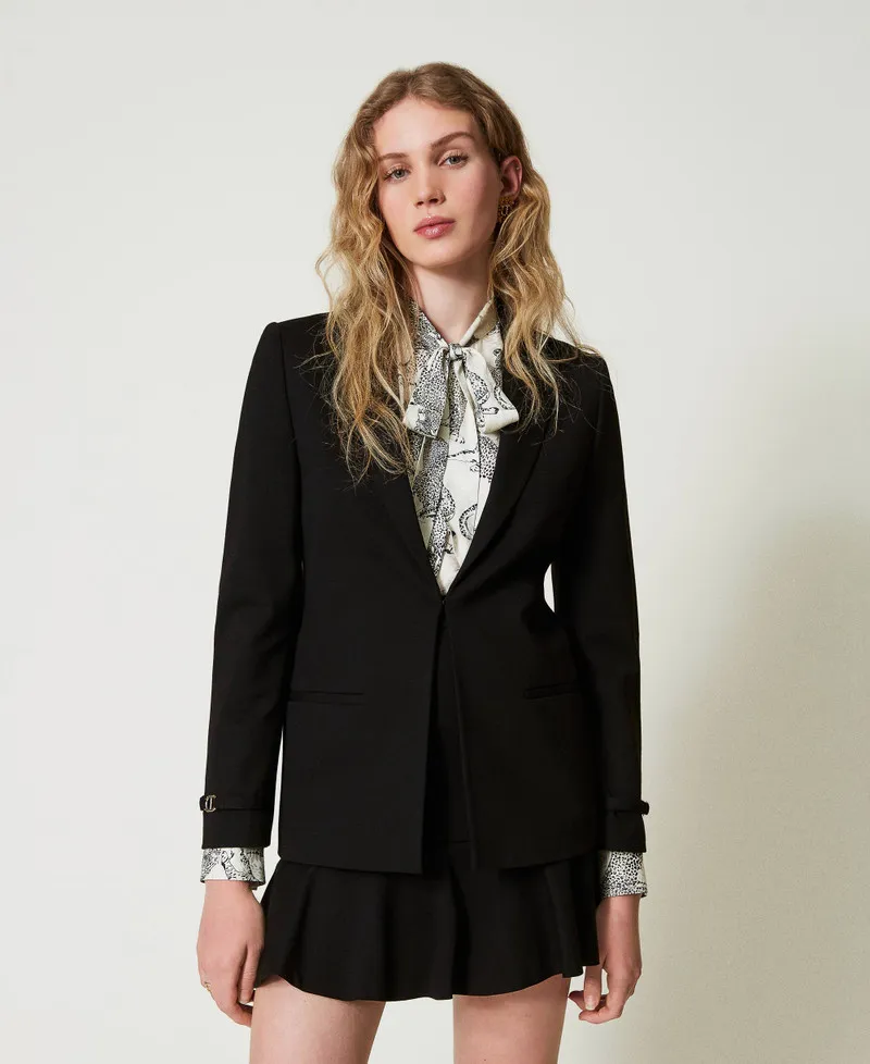 Giacca blazer con cinturino Oval T
