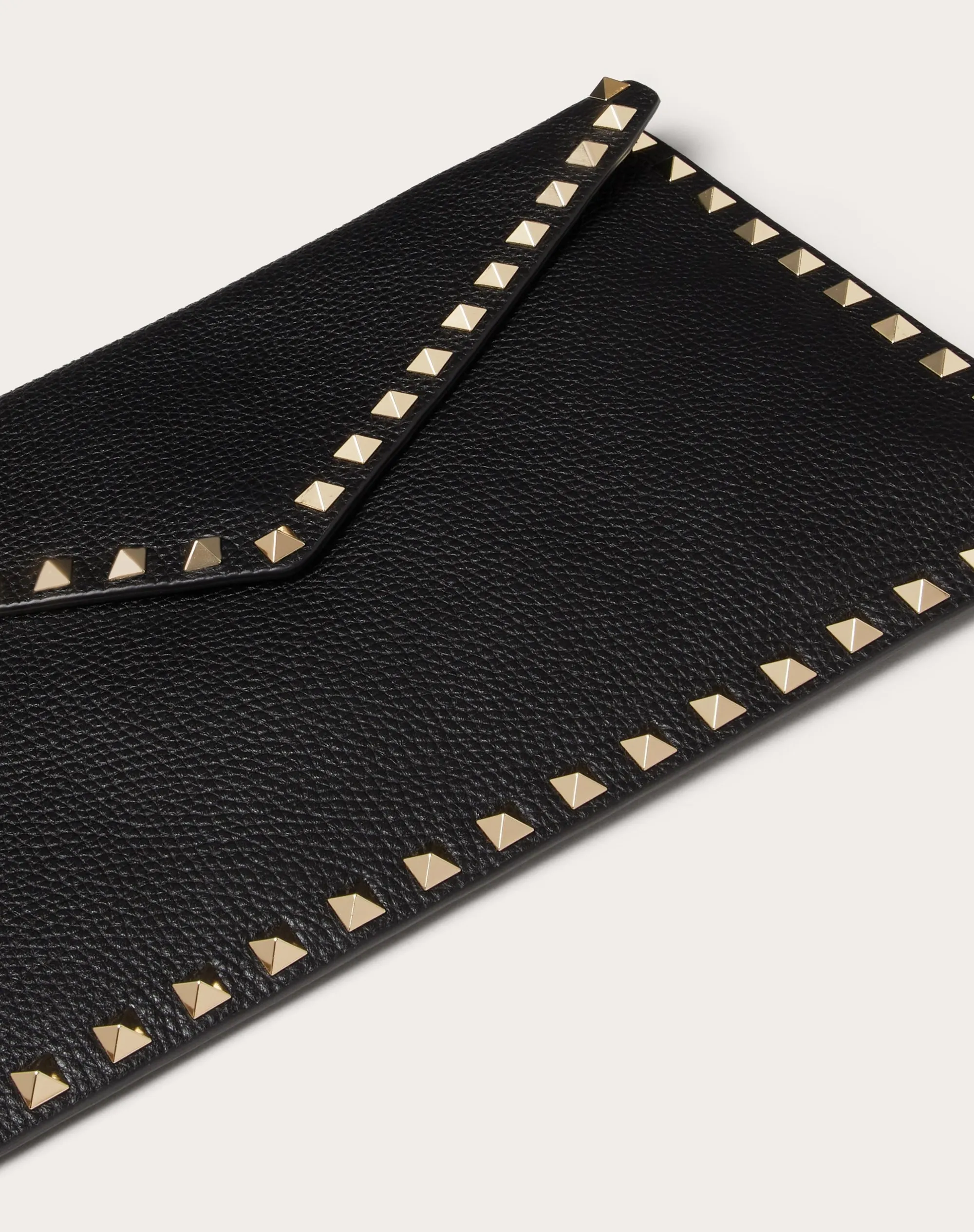 POUCH ROCKSTUD IN VITELLO GRANATO