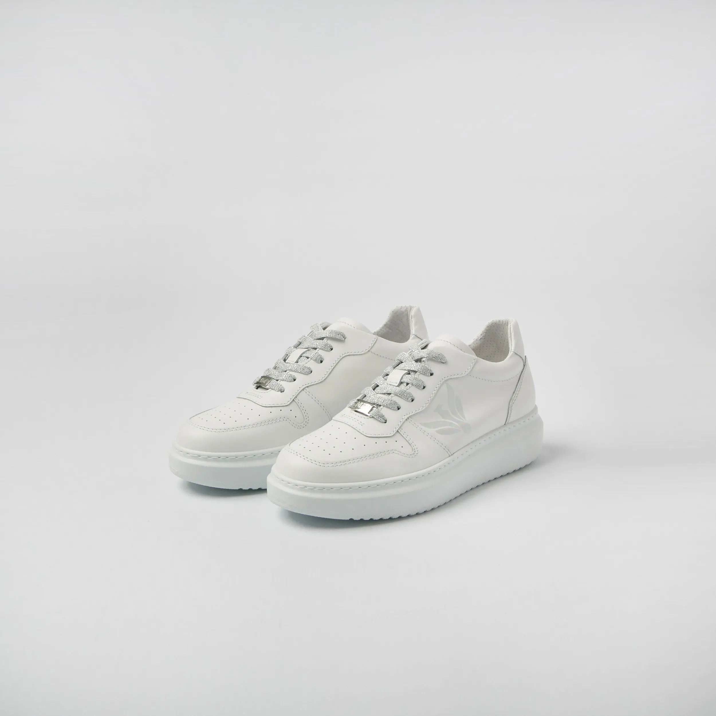 Sneakers MDR in Pelle con Logo Cangiante