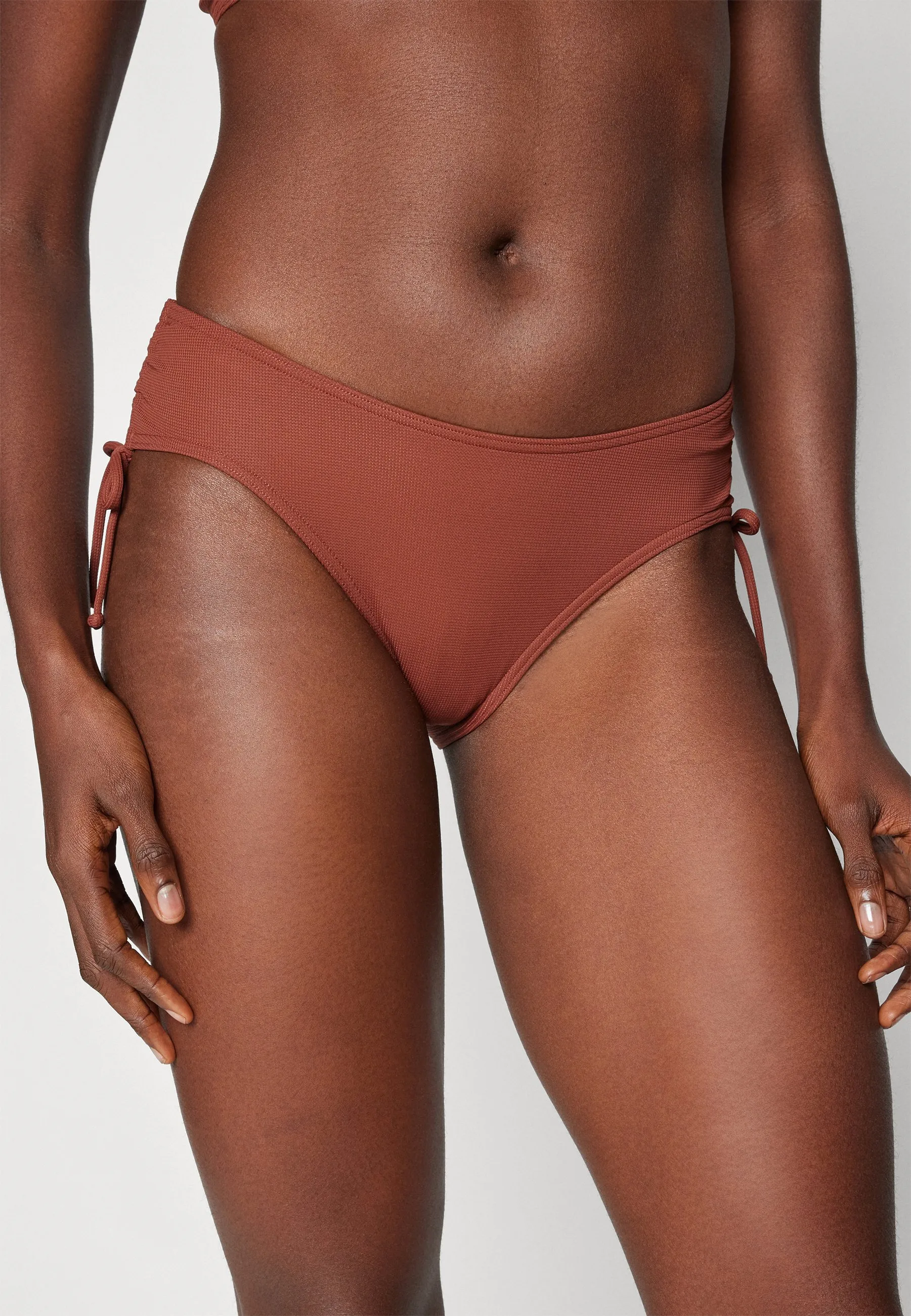 SUMMER GLOW MIDI - Bikini pezzo sotto