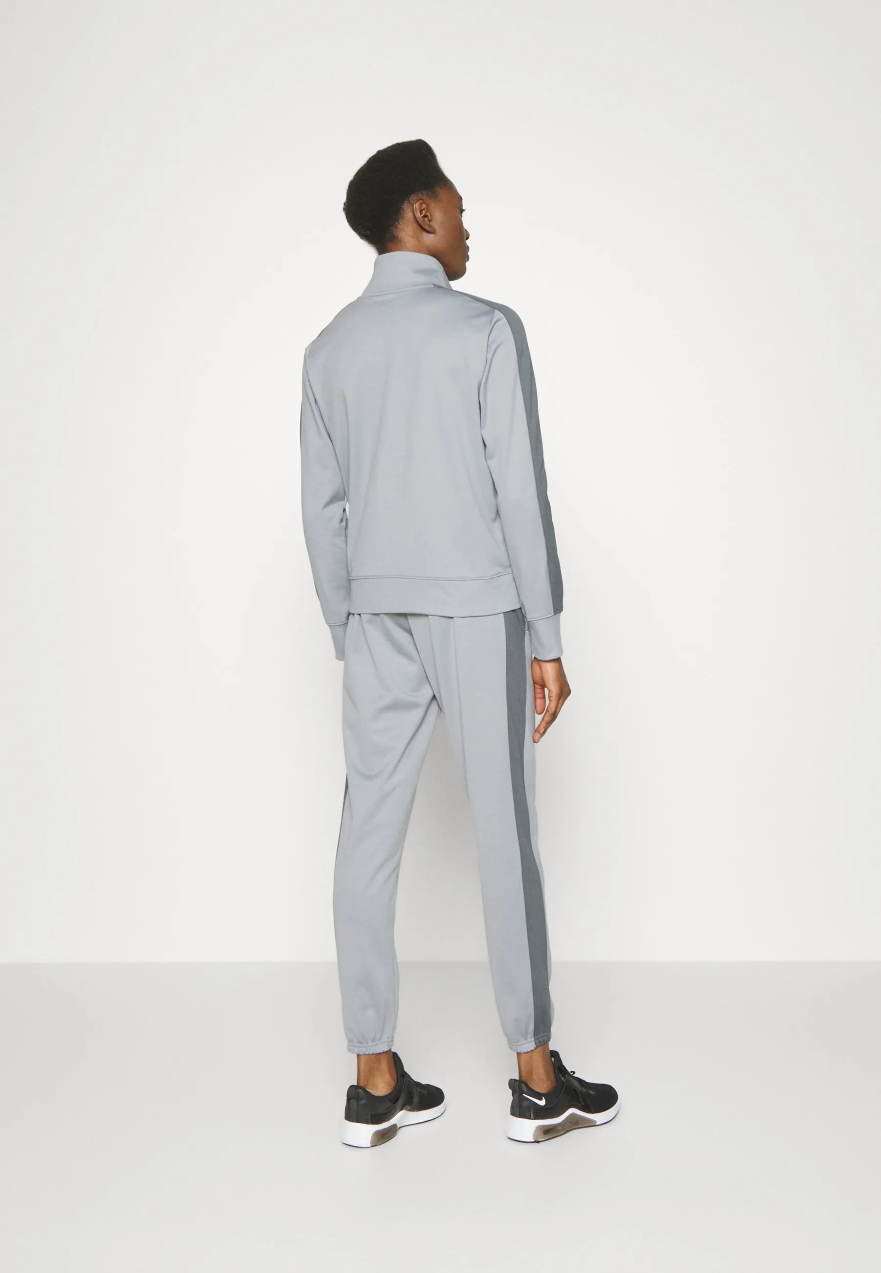 TRACKSUIT SET - Tuta